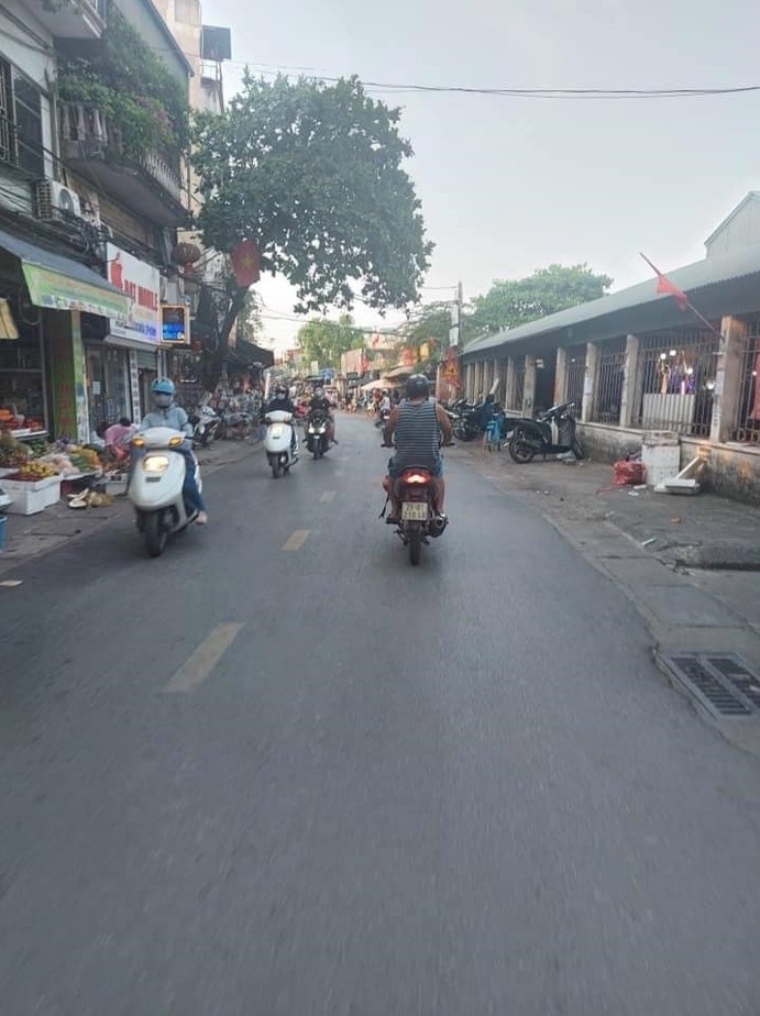 ban-nha-mat-pho-duong-vinh-quynh-quynh-do-thanh-tri-2-3